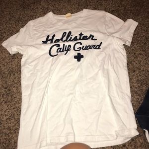 Men’s hollister T-shirt